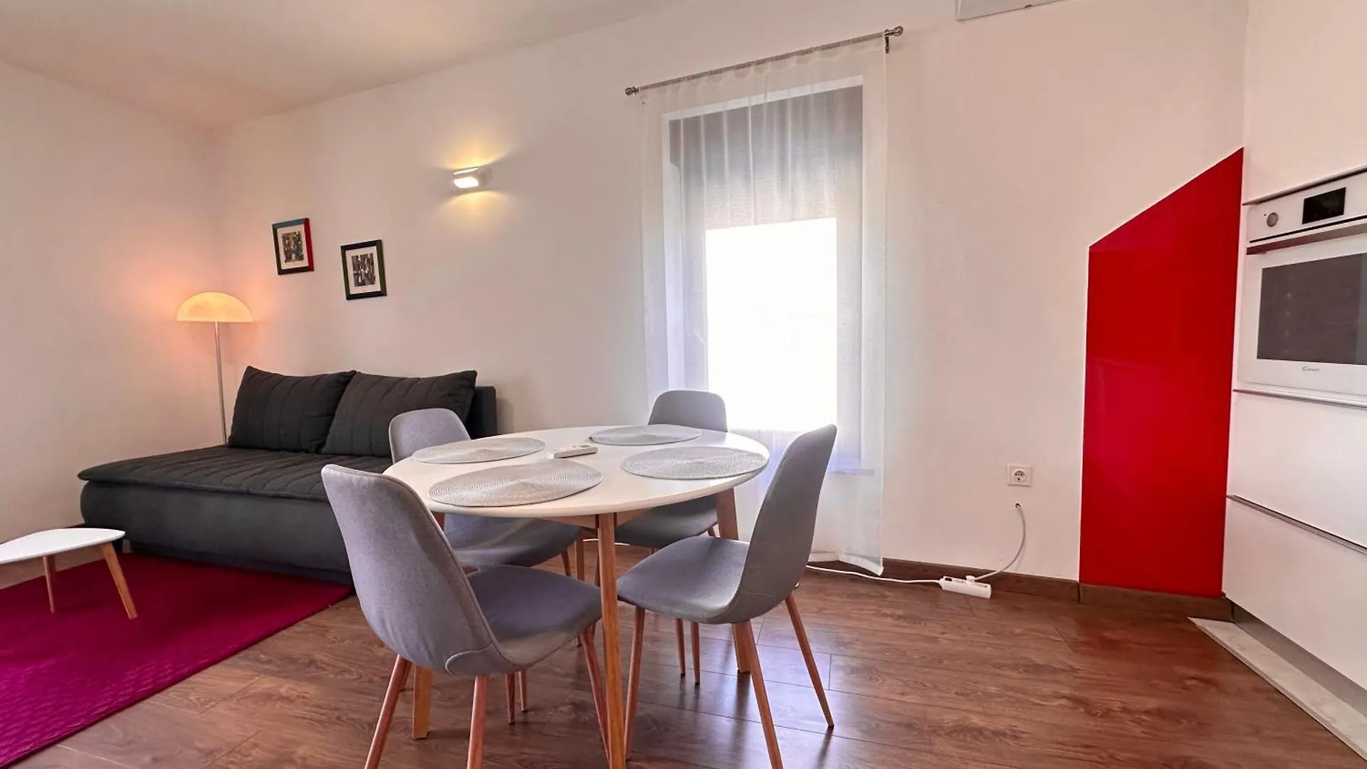 Coastal Family Escape In Turanj, Croatia Apartamento