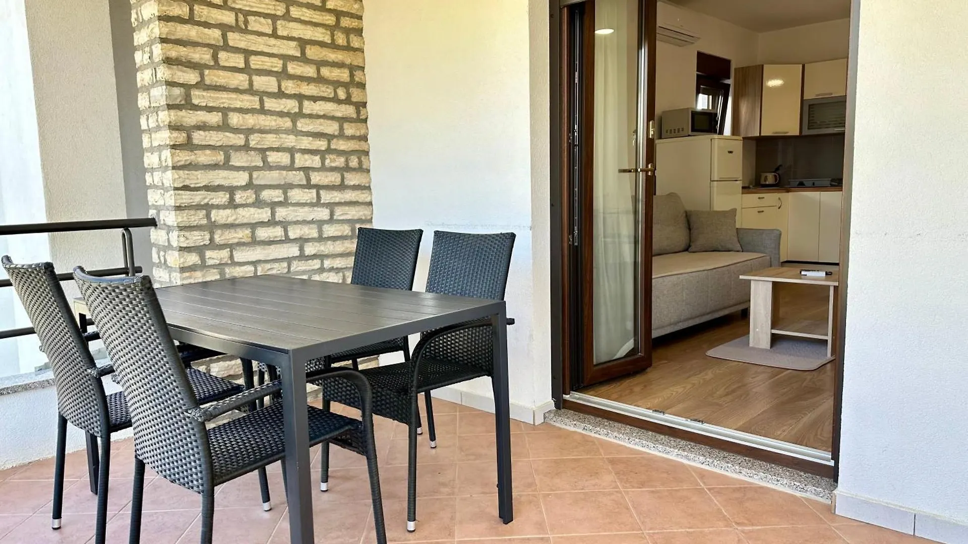 Coastal Family Escape In Turanj, Croatia Apartamento Croácia